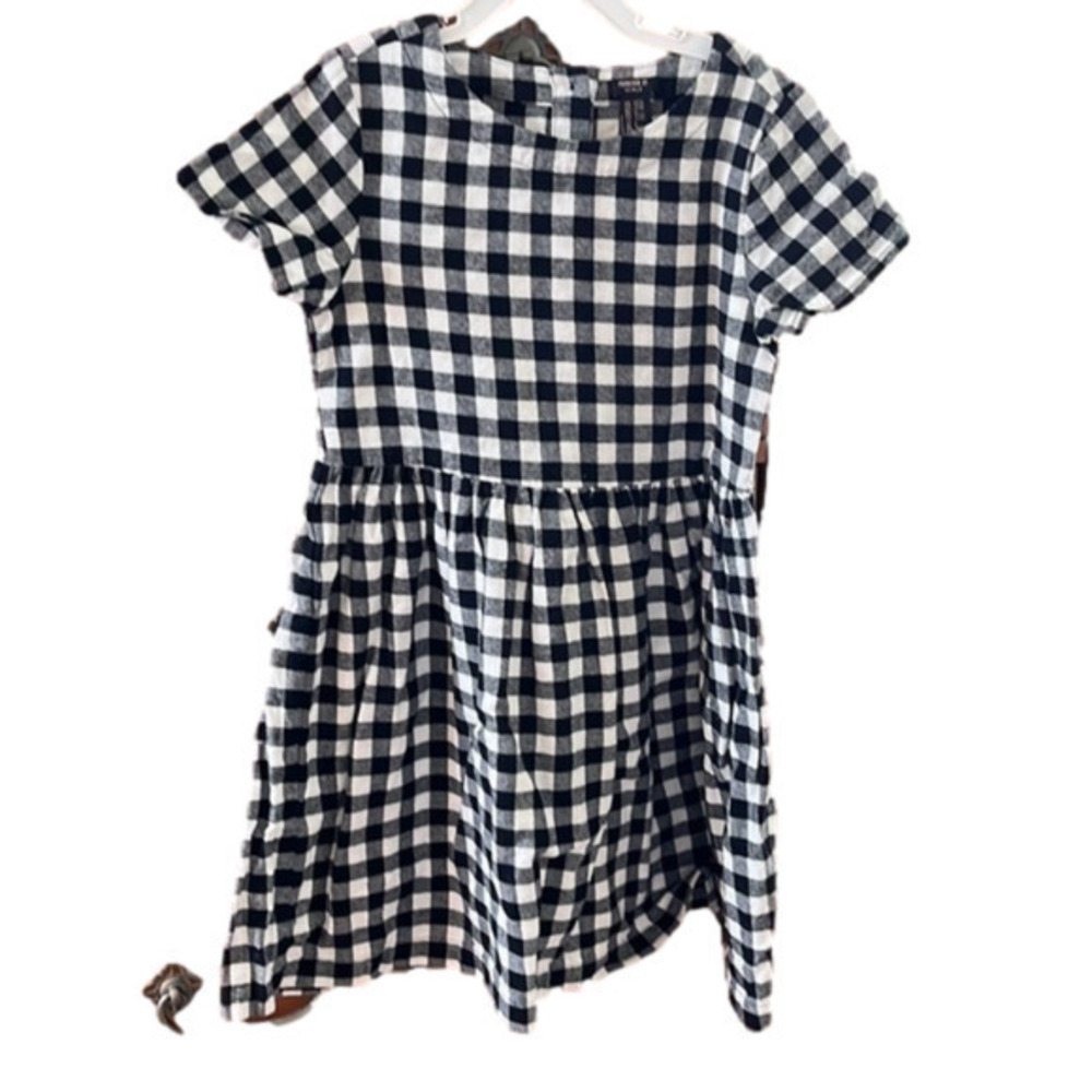 Forever 21 Girls size 11/12 black and white plaid shirt sleeved dress Preloved